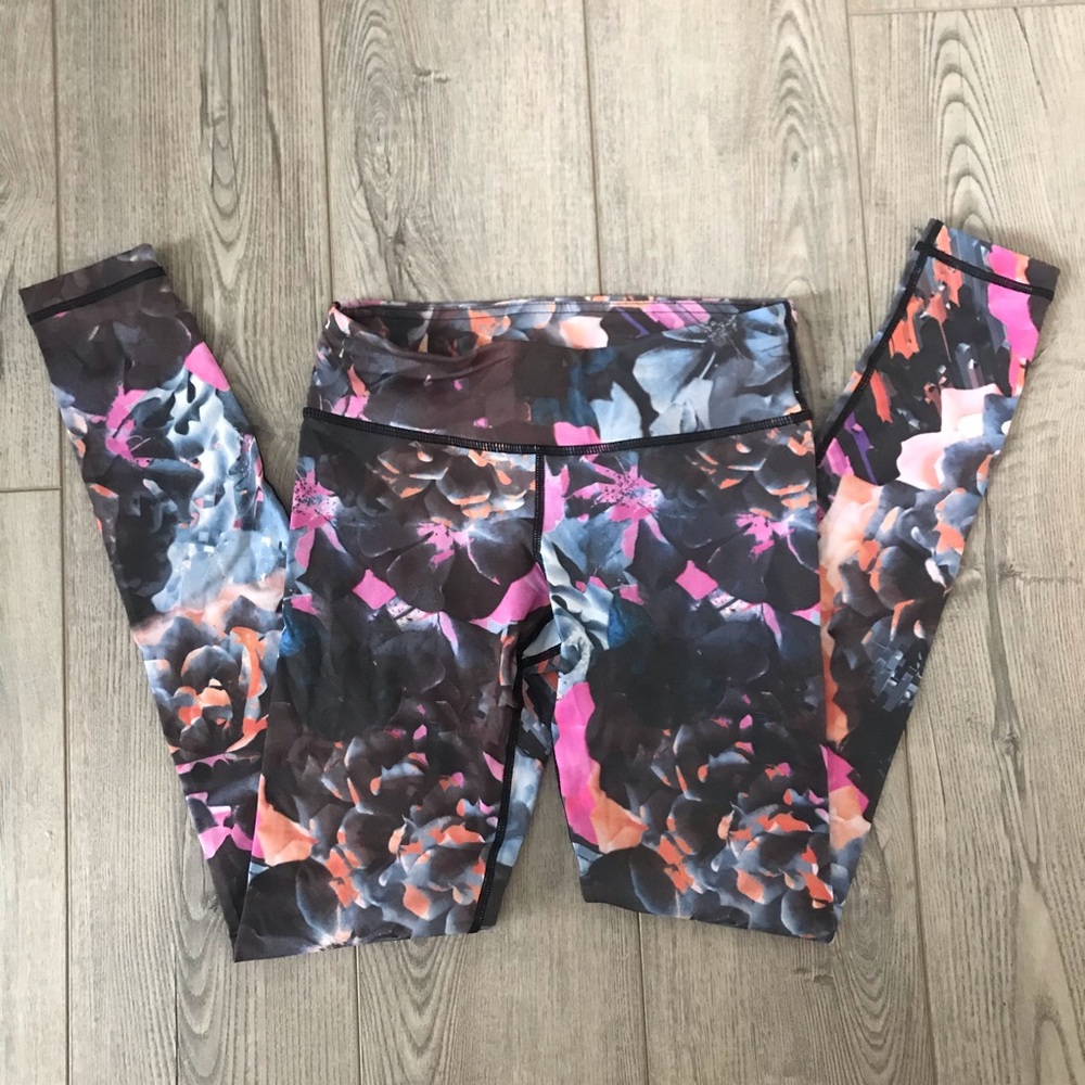 VIAMIA TEMPEST ROSE LEGGING Size S - Picture 2 of 5